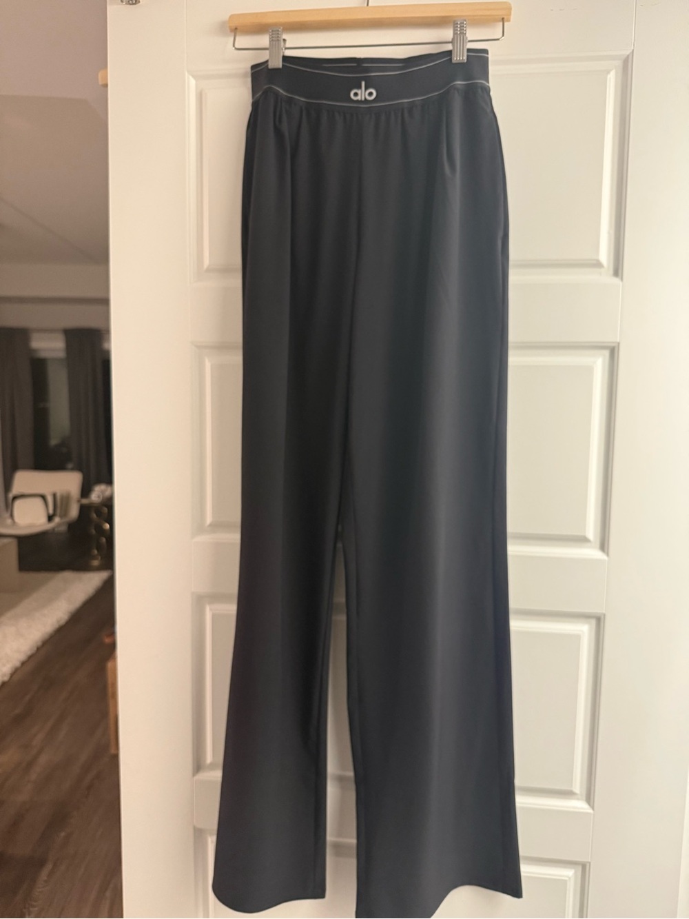 ALO Yoga Black Suit Up Trouser Pants XS Long